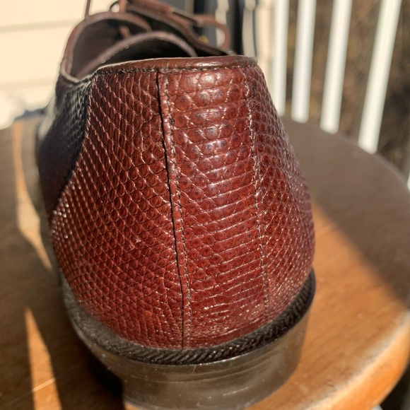 Hello I’m selling a pair of Belvedere Alligator shoes. main image 4